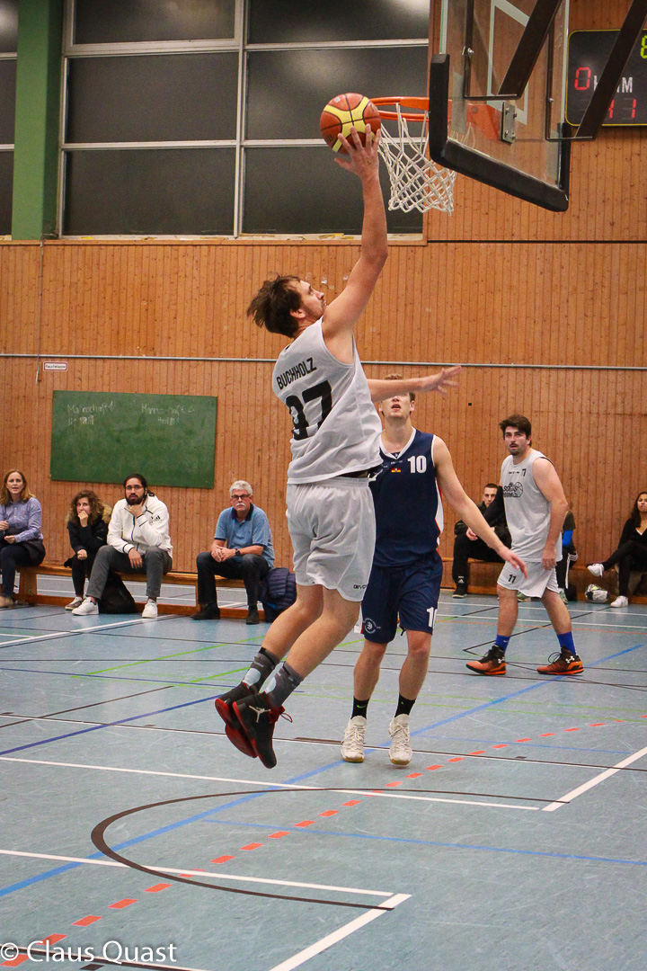 Schwache letzten 5 Minuten kosten Sieg über BG West